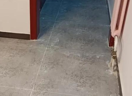 那坡瓷砖空鼓维修公司分享下那坡地砖空鼓了怎么办